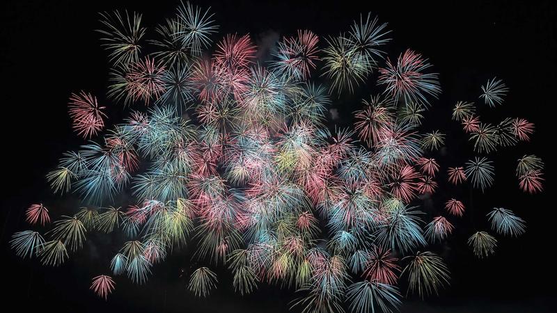 「彩虹饮食法」：用五色食物激活身体自愈力